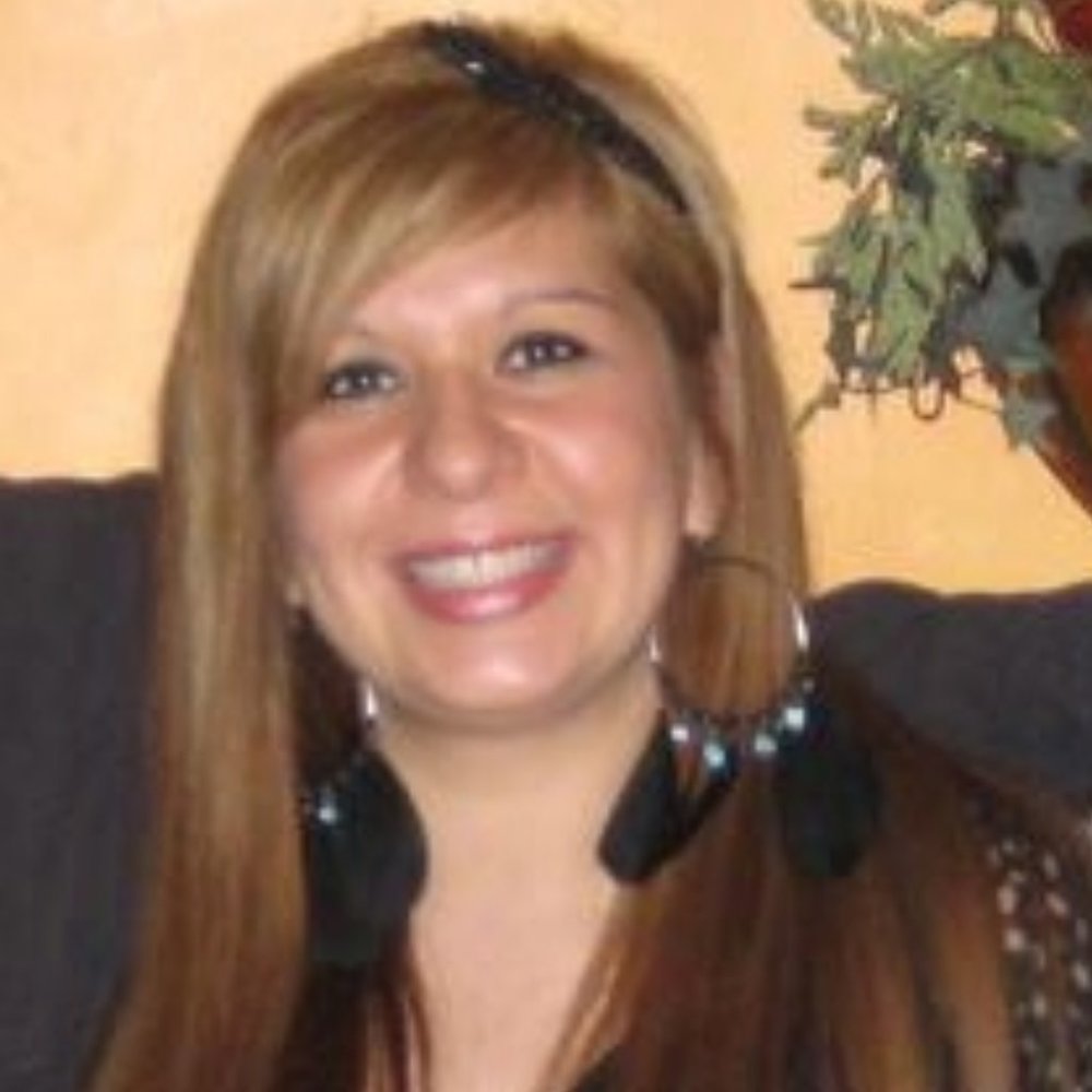 Hi I'm Liza - Poshmark Seller